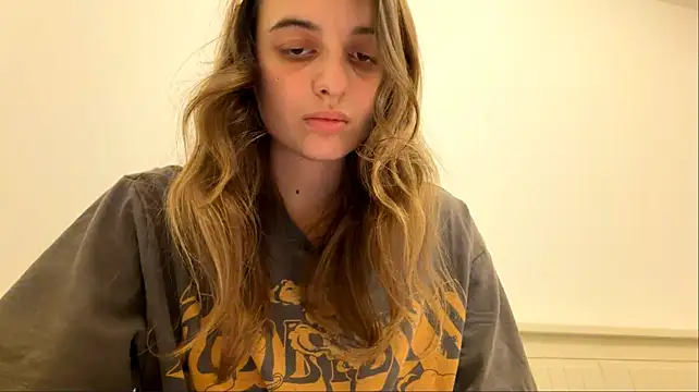 Chat +18 de ActaedCottage ao vivo