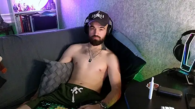 XXX chat uživo modela _Serious_Man