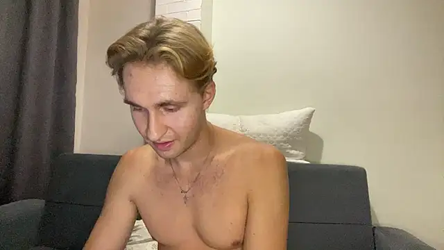 Chat +18 de MarvinLur ao vivo