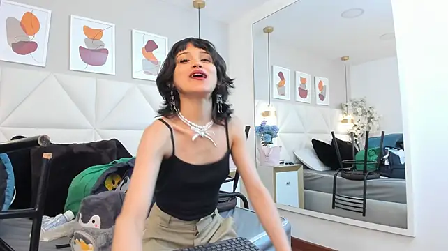 Nahomi_Osakin Live XXX chat