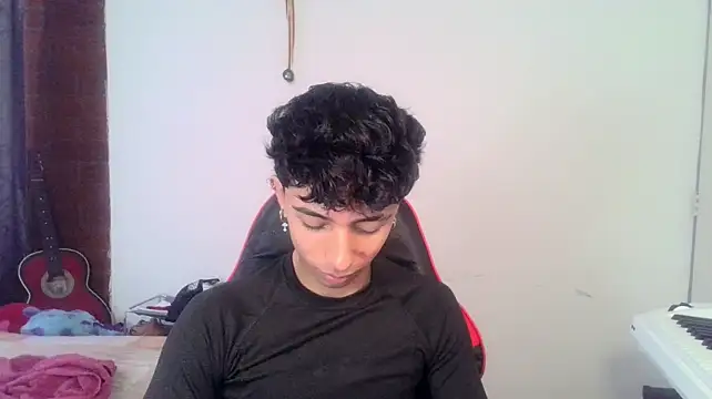 Mr__Aaronn Chat XXX in diretta