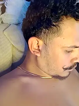 javi_Collinsn Live XXX chat