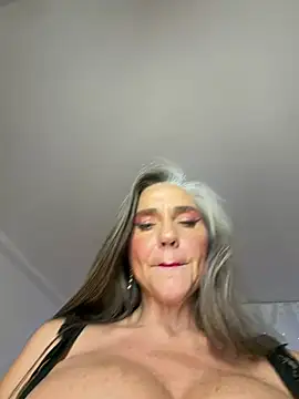 Alimela live XXX chat