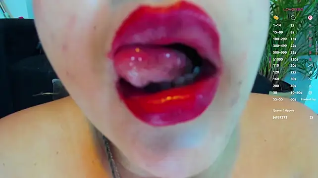 แชท XXX สดของ MontserratMarie