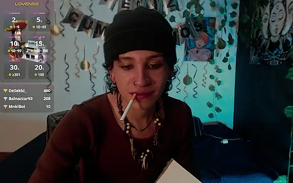 Chat XXX en directo de JohnnyJones_