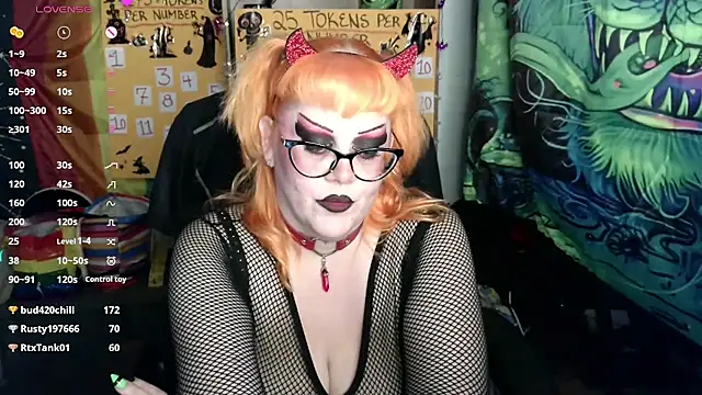 Kinky_Witch: онлайн-секс-чат