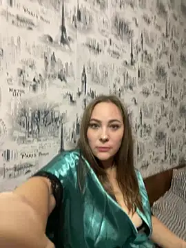 Chatroom XXX en direct de Emmik24