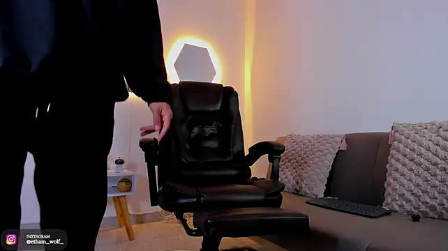 etham_wolf1 – Naživo XXX chat