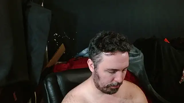 Metalstud – Naživo XXX chat