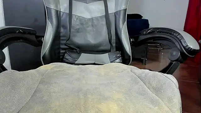 دردشة Arian_Pervert الجنسية المباشرة