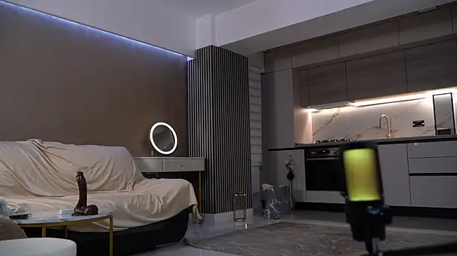 XXX chat uživo modela ButterBeba