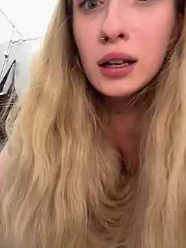 دردشة LollyPollly الجنسية المباشرة
