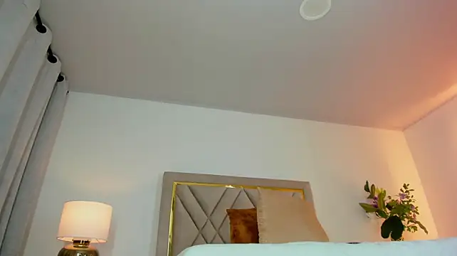 Violet_queen20 – Naživo XXX chat