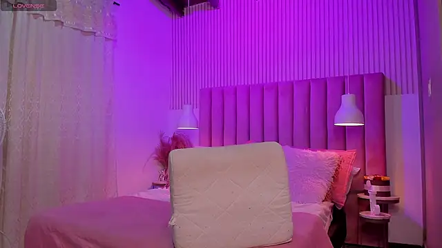แชท XXX สดของ ScarlettDreamss7