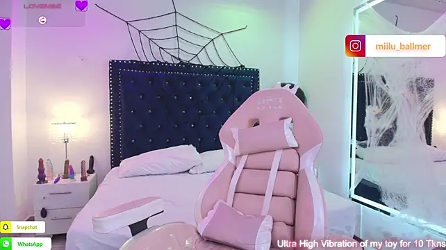 Milu_ballmer's Live XXX Chat
