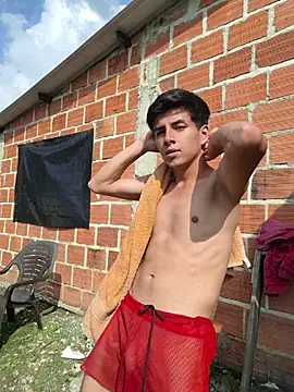 ZaneHoward XXX чат на живо