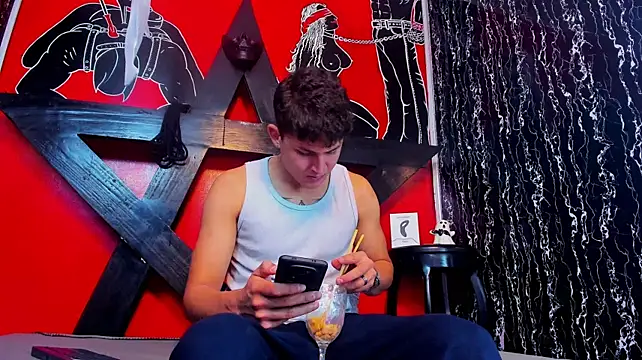XXX chat uživo modela Axel_Romanov