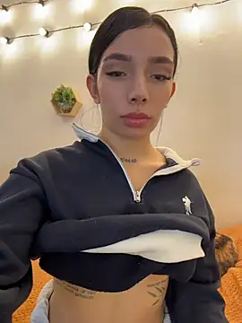 milasantana_'s Live XXX Chat