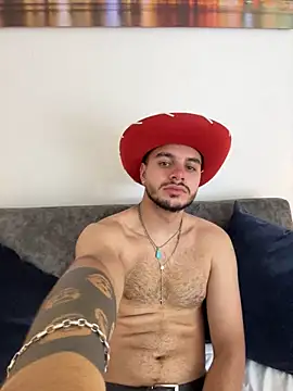 AmadeoWild – Live XXX-chat