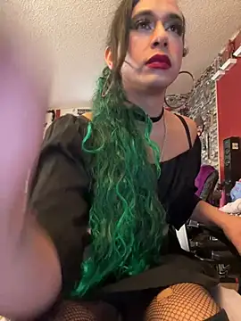 TranSexualJade95: онлайн-секс-чат