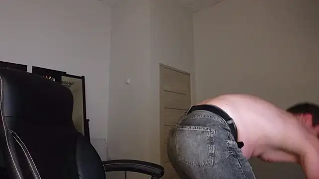 Richard_Dullas Chat XXX live