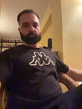DemonInvoker666 élő XXX-chatje