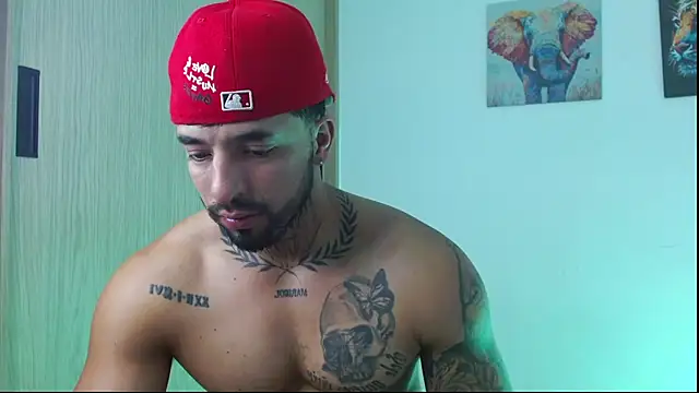 Jacobb_Phoenix Chat XXX live