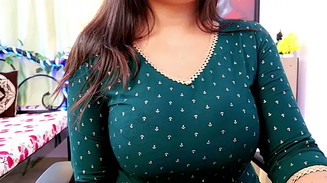 thyAnvi_ Live XXX Chat