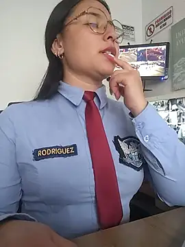 Chat +18 de Queen_linda1 ao vivo
