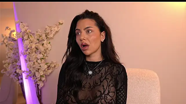 Ivy_Trixx – Naživo XXX chat
