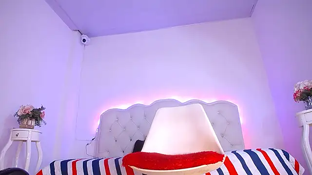 Charloottte live XXX chat