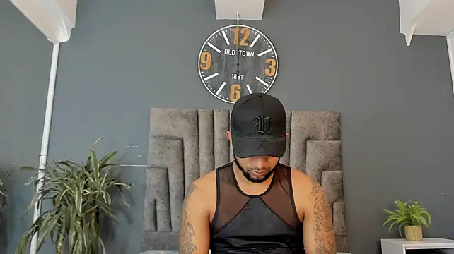 XXX chat uživo modela Robin_Rief