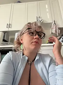 Cutiepiespanks live XXX chat