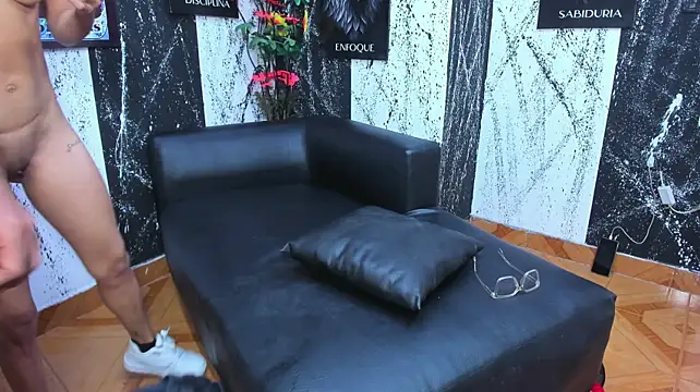 Swinger1party: онлайн-секс-чат