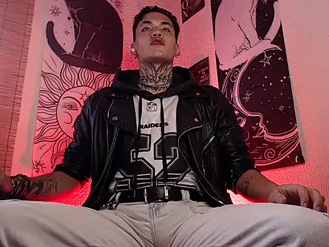 แชท XXX สดของ AlecBanne_