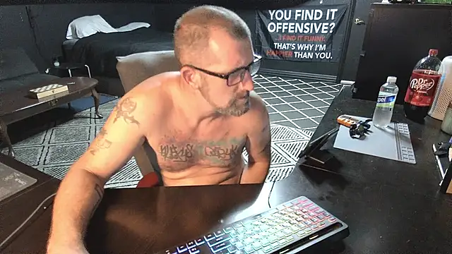 whodisis Live XXX Chat