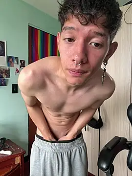 Živý XXX chat heyy_noah11
