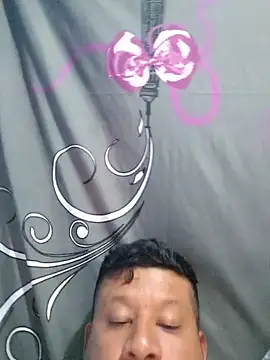 themorenofit08's Live XXX Chat