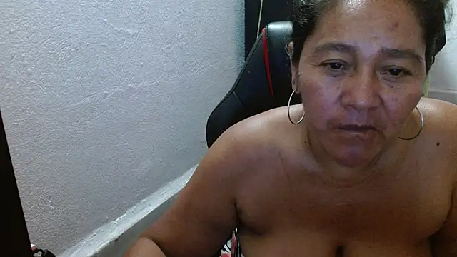 Chatroom XXX en direct de katia_mature