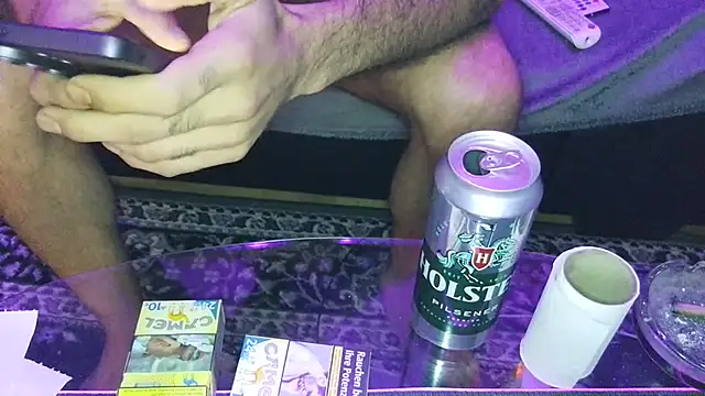 Moh_197 – Naživo XXX chat