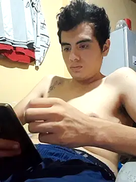 Chat +18 de Ortiz3404 ao vivo