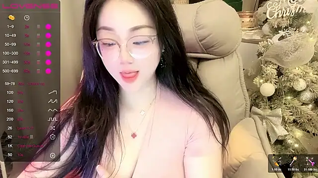 Monica-666888- Chat XXX in diretta