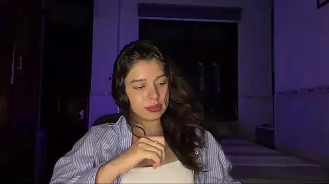 KayleneLoukanis' Live XXX Chat