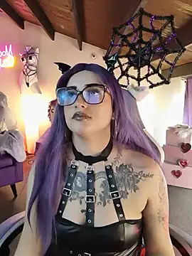 แชท XXX สดของ LilithDark666