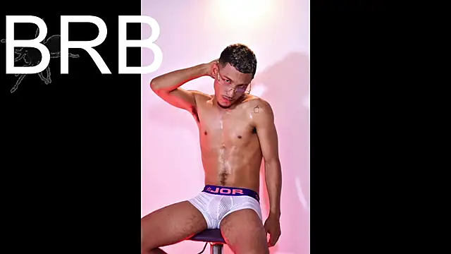 Camilo_Contreras1 Adlı Modelin Canlı XXX Sohbeti