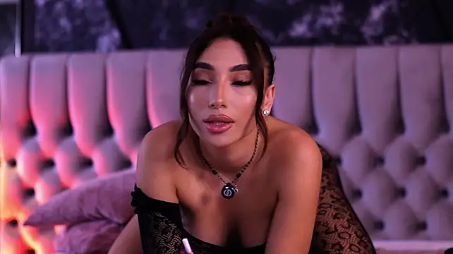 GinaValentinna's Live XXX Chat