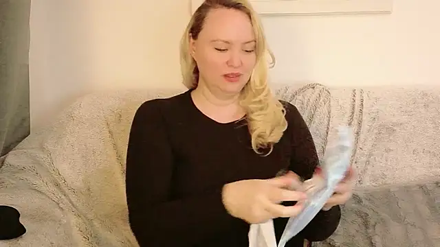 Chat +18 de Sarah4you ao vivo