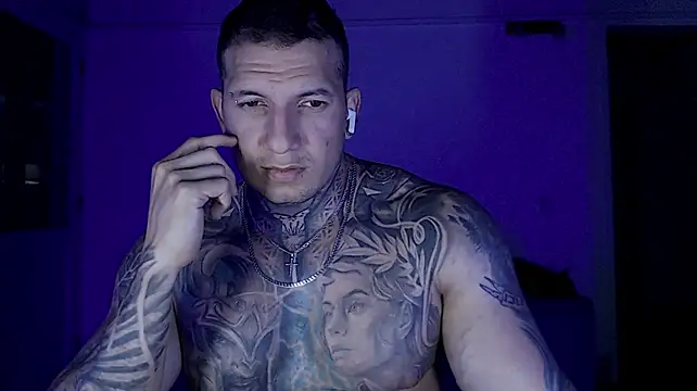 Shane_Clay Live XXX-Chat