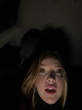 Daddyslut2_0 live XXX chat