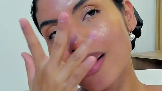 naia_cox live XXX chat
